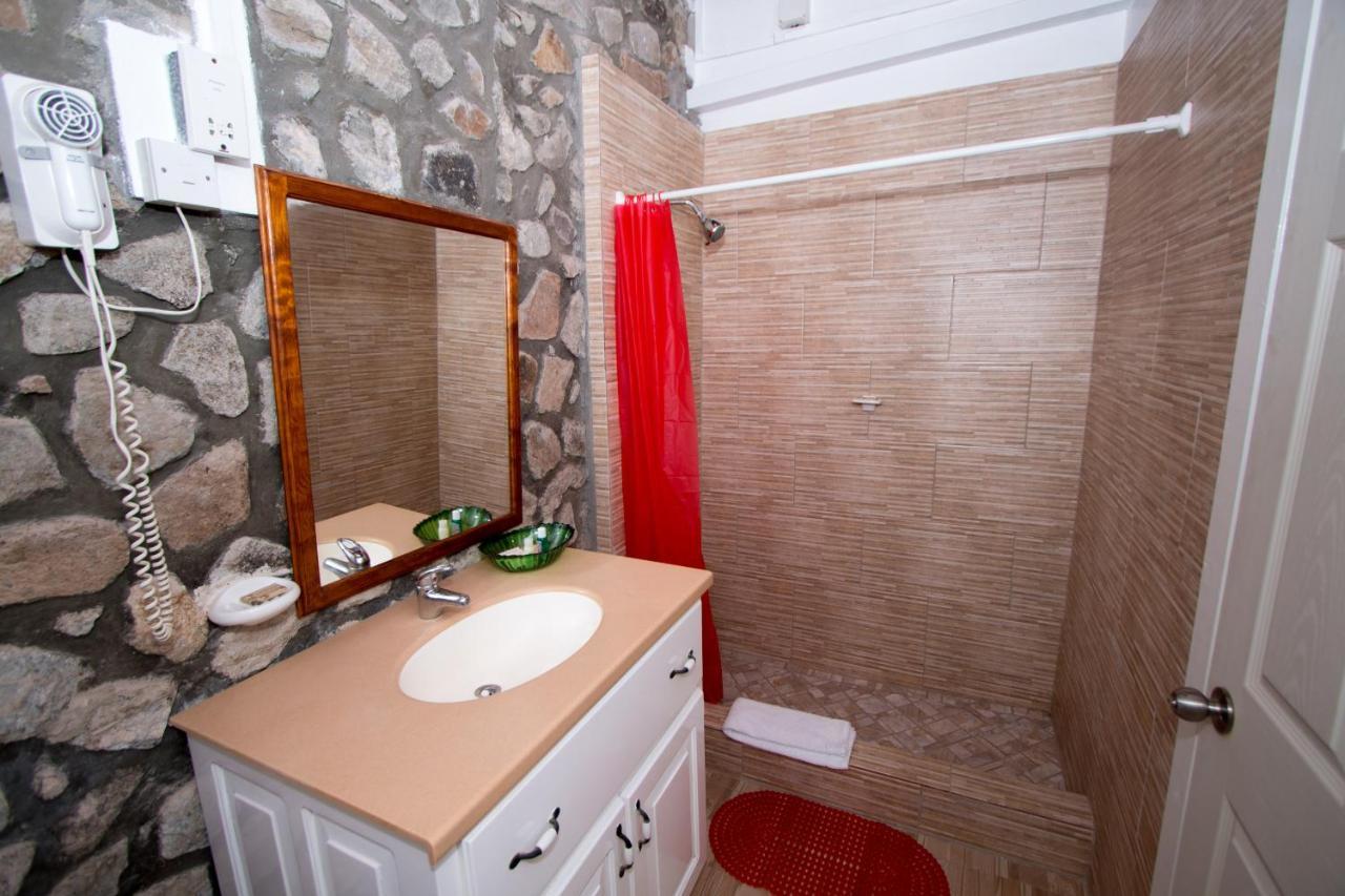Kings Landing Hotel Cliftons Εξωτερικό φωτογραφία